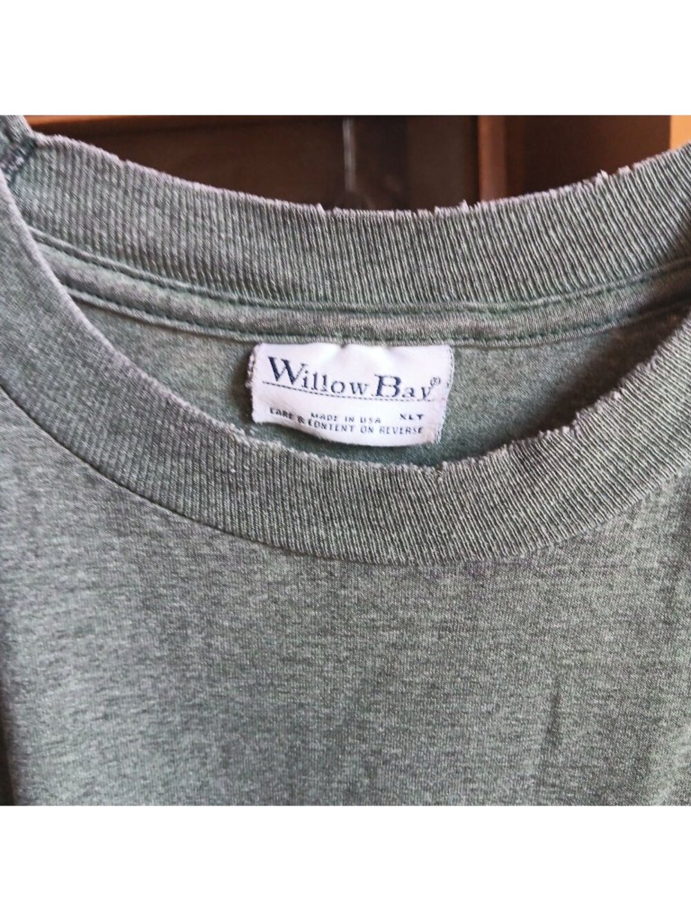 True Vintage 90's Grunge T-shirt XLT 90's Willow Bay Heather Green Pocket USA